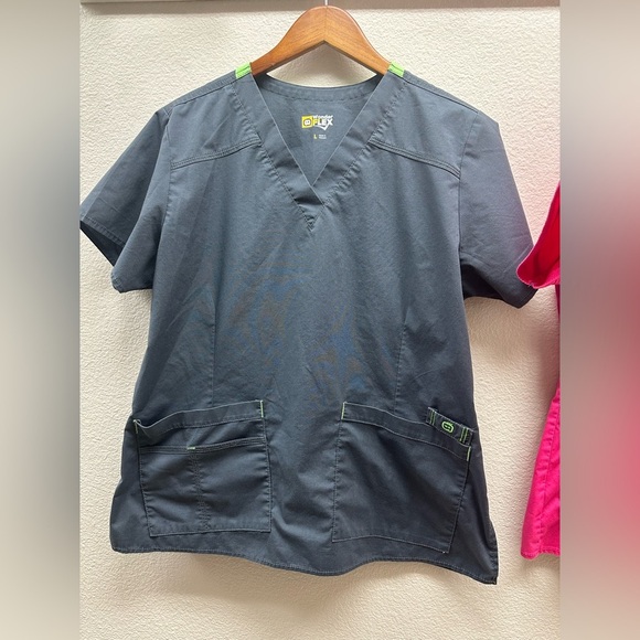 Women’s V-Neck Scrub Tops - Gray and Pink - Picture 5 of 5